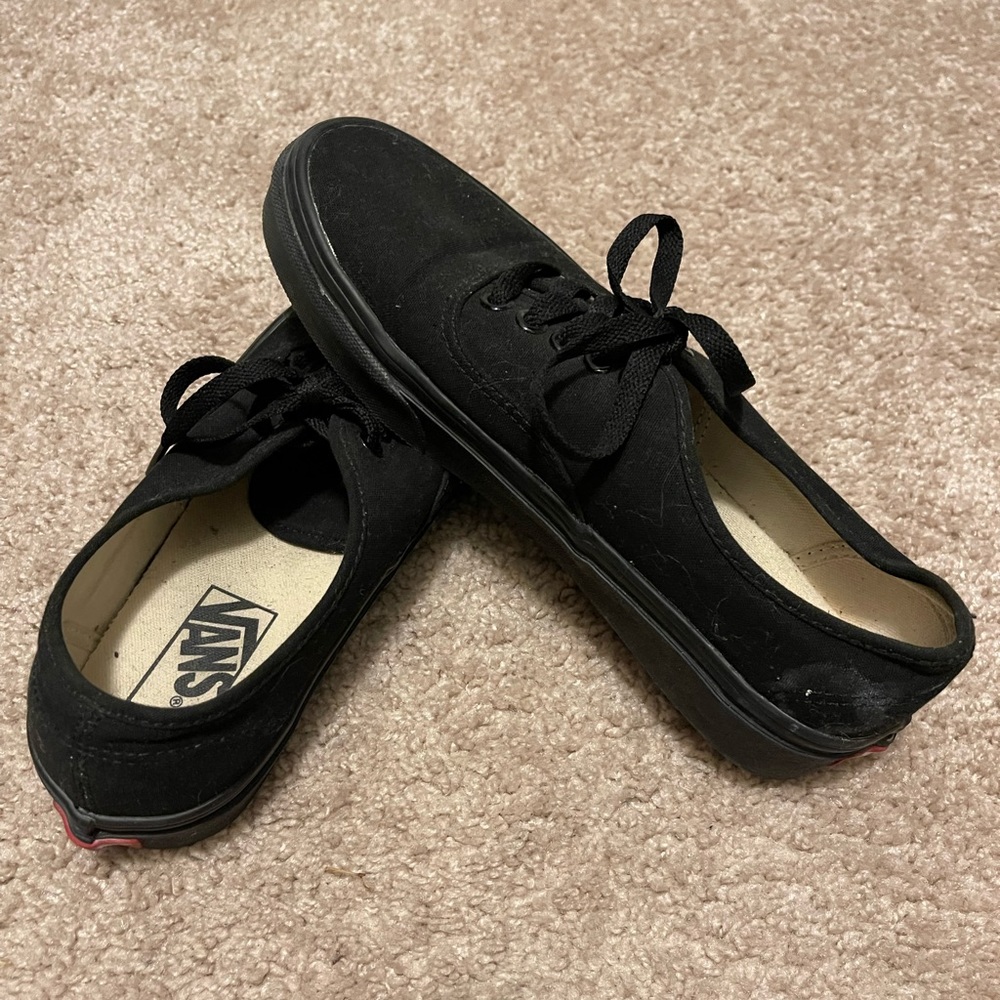 Vans - Picture 2 of 4